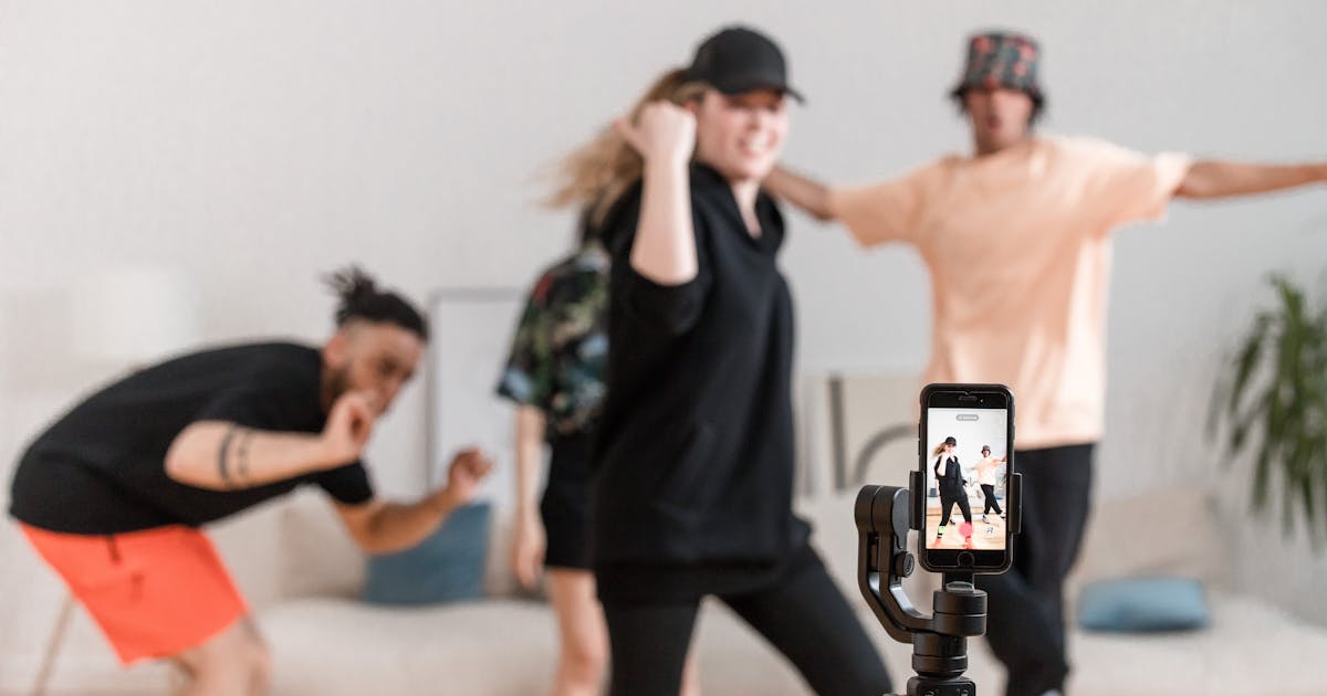 Bảng giá Comment TikTok Tiktok